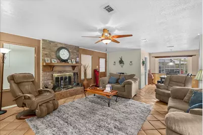12615 Old River Drive, Mont Belvieu, TX 77523 - Photo 4