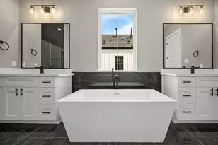 1175 W 19th St, Houston, TX 77008 - Photo 30