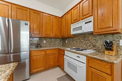 9539 Barretts Glen Court, Houston, TX 77065 - Photo 12