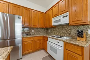 9539 Barretts Glen Ct, Houston, TX 77065 - Photo 12