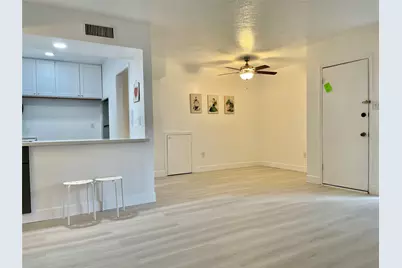 3400 Timmons Lane #13, Houston, TX 77027 - Photo 4