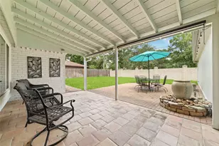 13302 Holston Hills Dr, Houston, TX 77069 - Photo 4