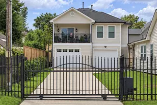 810 Milwaukee St, Houston, TX 77009 - Photo 2