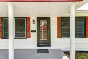 305 Yaupon St, Sweeny, TX 77480 - Photo 6