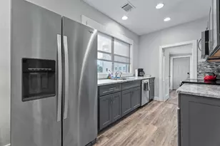 412 Drew St, Houston, TX 77006 - Photo 8