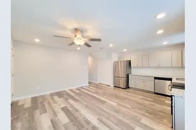 7202 Sandle Street #A, Houston, TX 77088 - Photo 6