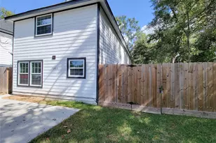 7202 Sandle St, Houston, TX 77088 - Photo 1