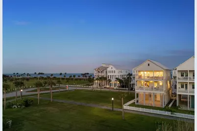 2646 E Seaside Drive, Galveston, TX 77550 - Photo 48