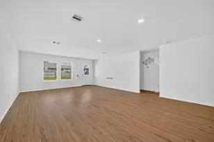 27130 Breakaway Ln, Katy, TX 77493 - Photo 10