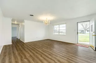 212 Avenue B, Brazoria, TX 77422 - Photo 4