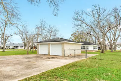 212 Avenue B, Brazoria, TX 77422 - Photo 24