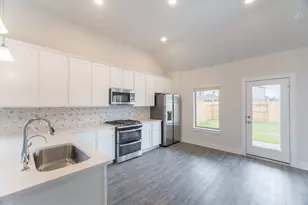 10539 Preserve Wy, Conroe, TX 77385 - Photo 8