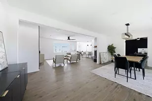 6211 Dumfries Dr, Houston, TX 77096 - Photo 2