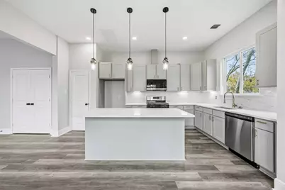 2207 Des Chaumes Street, Houston, TX 77026 - Photo 10