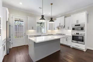 106 Magnolia Grn St, Shenandoah, TX 77384 - Photo 14