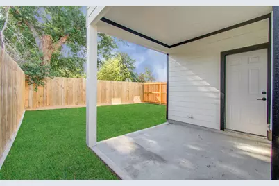835 S Victory Drive, Houston, TX 77088 - Photo 36
