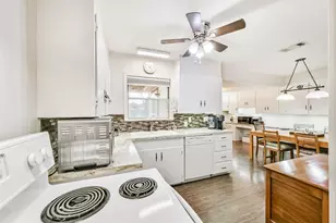 311 25th Ave N, Texas City, TX 77590 - Photo 8