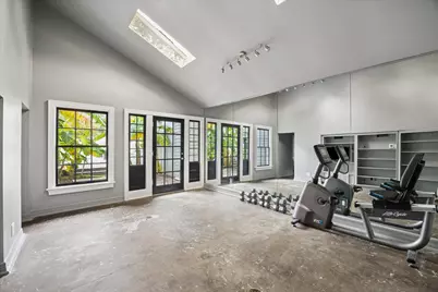 200 Westmoreland Street, Houston, TX 77006 - Photo 32