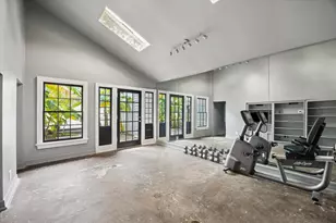 200 Westmoreland St, Houston, TX 77006 - Photo 32