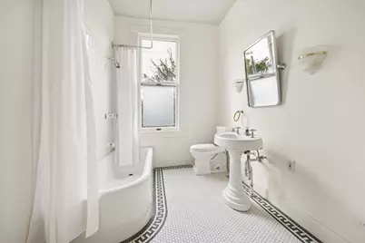 200 Westmoreland Street, Houston, TX 77006 - Photo 22