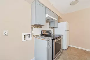 9350 Country Creek Dr, Houston, TX 77036 - Photo 20