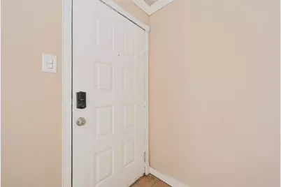 9350 Country Creek Dr #1, Houston, TX 77036 - Photo 6