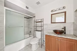 9350 Country Creek Dr, Houston, TX 77036 - Photo 26