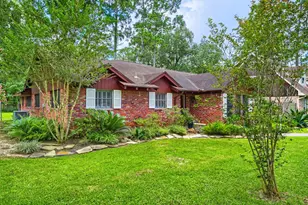 1200 Plantation Dr, Dickinson, TX 77539 - Photo 4