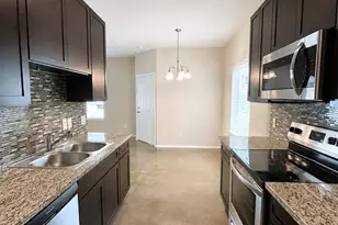 615 Hayman St, Huntsville, TX 77340 - Photo 16