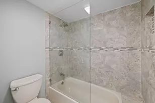49 Briar Hollow Ln, Houston, TX 77027 - Photo 18