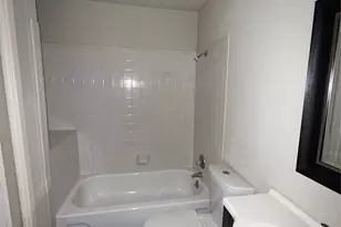 17202 Imperial Valley Dr, Houston, TX 77060 - Photo 8