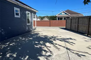 1 Canal Ct, Houston, TX 77011 - Photo 14