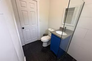 1 Canal Ct, Houston, TX 77011 - Photo 12