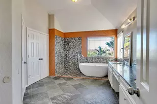 114 Bayou Bend Dr, League City, TX 77573 - Photo 32