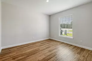 15749 Bayberry Trce Dr, Conroe, TX 77303 - Photo 4