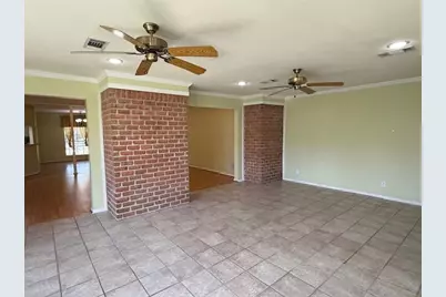 9260 Meadowbend Drive, Beaumont, TX 77706 - Photo 22