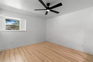 5823 Ettrick Dr, Houston, TX 77035 - Photo 28