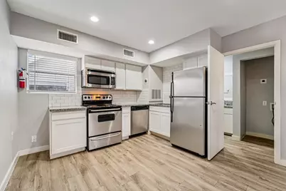 2807 Beauchamp Street #16, Houston, TX 77009 - Photo 4