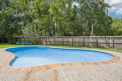 906 Quaker Bend Drive, Friendswood, TX 77546 - Photo 36