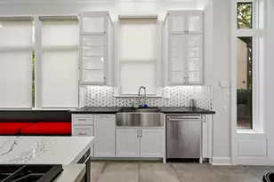 8842 Inverness Park Way, Houston, TX 77055 - Photo 18