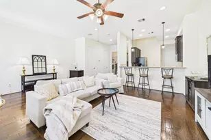 22 Tassia Ln, Pasadena, TX 77058 - Photo 8