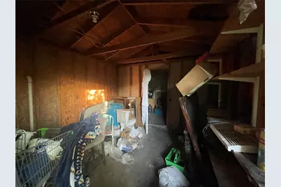 4854 Clover Street, Houston, TX 77033 - Photo 6