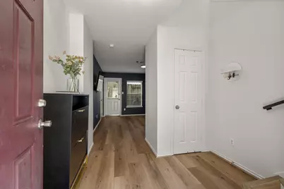 1616 W 25th Street, Houston, TX 77008 - Photo 4