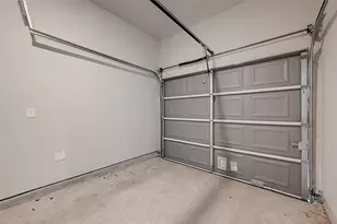 7703 Rainbow Close Ln, Houston, TX 77055 - Photo 38