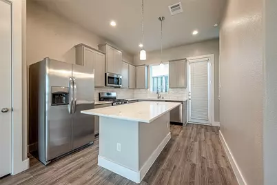 7703 Rainbow Close Lane, Houston, TX 77055 - Photo 12