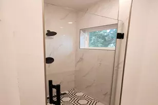 6747 Liverpool St, Houston, TX 77021 - Photo 8