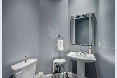 1409 Post Oak Boulevard #1804, Houston, TX 77056 - Photo 22