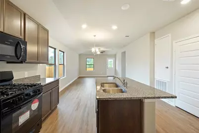 11732 Whirlaway Drive, Willis, TX 77318 - Photo 10