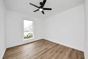 717 Phyllis Ct, Conroe, TX 77303 - Photo 20