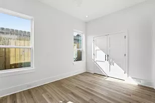 1511 McKee St, Houston, TX 77009 - Photo 4